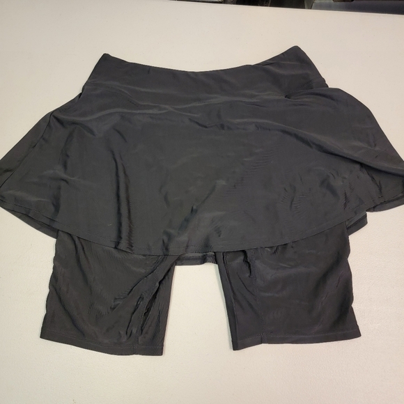 WOMENY Women's Black Swim Skirt Shorts Size XL High Waisted - Picture 2 of 6